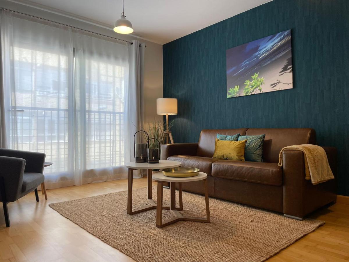 A Space That Feels Like Home With Private Parking Malaga Exterior photo