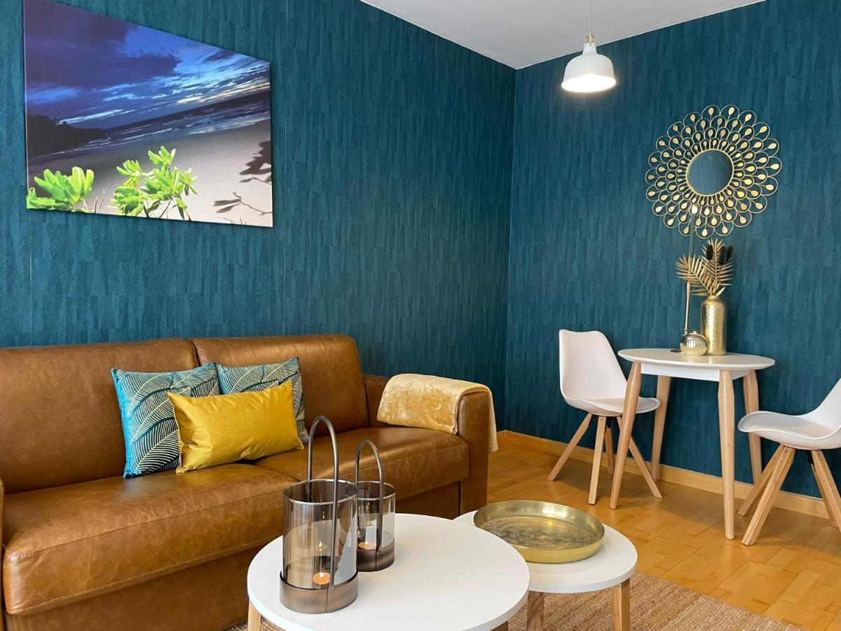 A Space That Feels Like Home With Private Parking Malaga Exterior photo