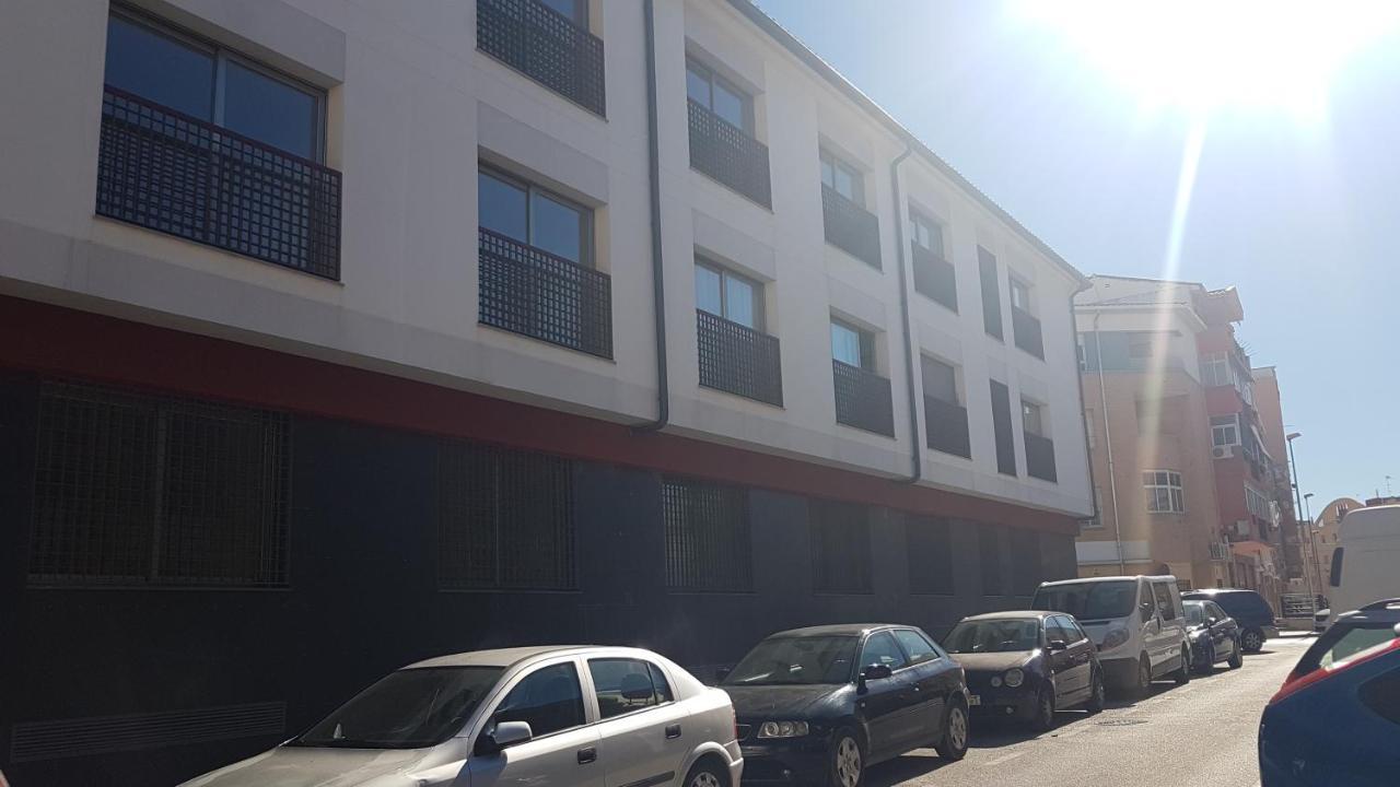 A Space That Feels Like Home With Private Parking Malaga Exterior photo